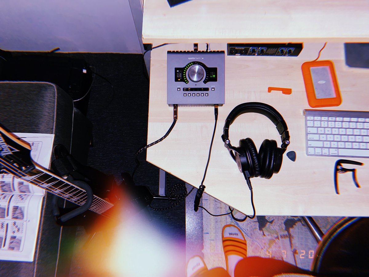 atticbeats's tweet photo. sry for ghosting. new music may 1st :) https://t.co/yceS0BWbgi