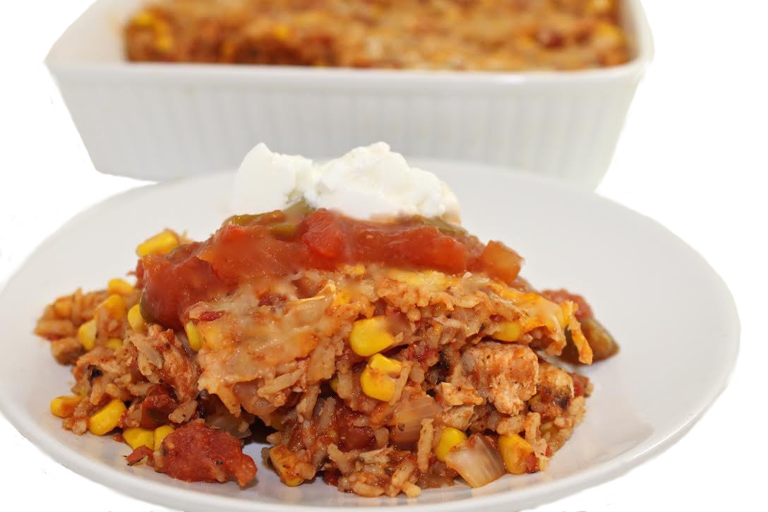 skinnykitchen's tweet photo. Skinny Mexican Chicken and Brown Rice Casserole. It's so hearty and healthy! Each serving 299 calories, 8g fat & 5 Blue WW Freestyle SmartPoints and 8 Green. #mexicancaserole #glutenfree #healthyrecipes #wwfreestyle
Get this recipe: https://t.co/T5StcTPs8R https://t.co/kC52SMW5Hv