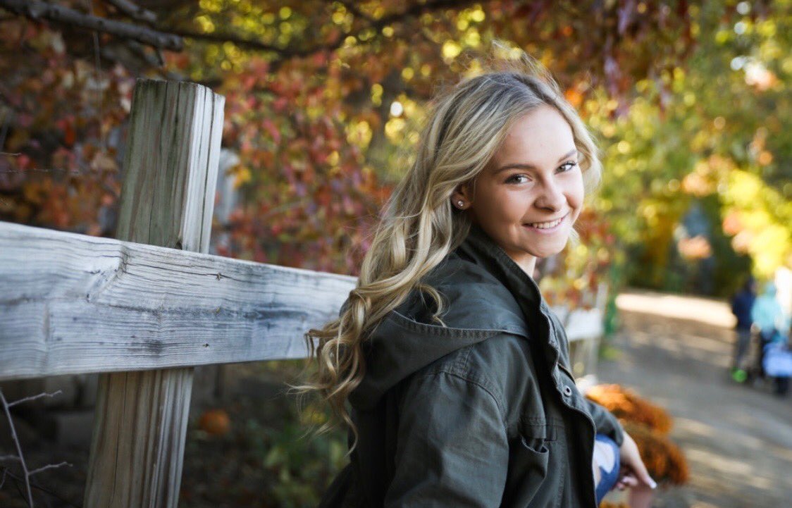 Proud of our Senior. I’m sad to see her time at MSH end but I’m excited for her future. Kennedy has accepted a Regents Scholarship to UNO &amp; plans to attend UNMC studying BioMedical Research. Maybe she’ll find the cure to the next pandemic <a href="/jsutfin/">@jsutfin</a>
#millardgrad2020 <a href="/MSHSactivities/">Millard South Activities</a>