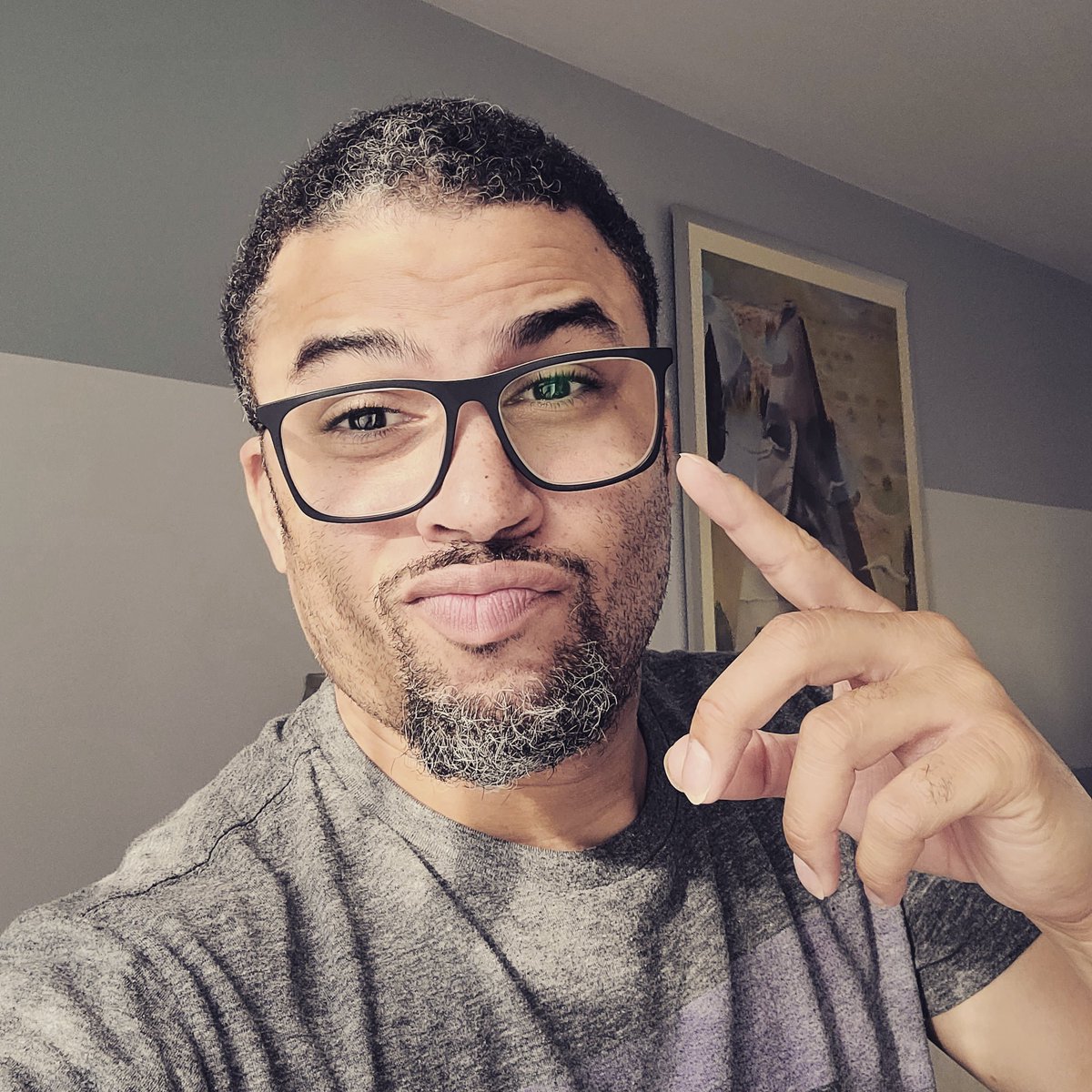 Mr_3LastNames's tweet photo. A little bit of scruff...lookin a little bit rough!! But always tough!!! πͺπ½πͺπ½ Hope everyone is doing okay!!! This mug won't look the same tomorrow...got the video conference with the new boss! #newjob #warbyparker #patchbeard #goodlight #nohaircut #waterandgo ππππ https://t.co/HMjoNBtQNA
