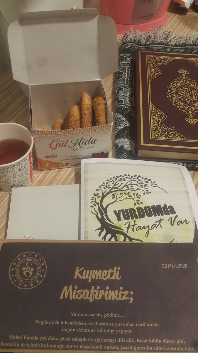EsmaKapanc's tweet photo. Bolu Hayreddin Tokadi KYK yurdunda karantina'da 13.günüm
Türk vatandaşı olmanın ayrıcalığını hergün ayrı bir güzellik'le bizlere hissettiren LİDERİMİZ @RTErdogan @drfahrettinkoca @suleymansoylu @kasapoglu @Emrah65760625 @ErefYIL08414928 Dualarımız sizinle #ÇünküOBeklenenLider https://t.co/DApuvlyliL