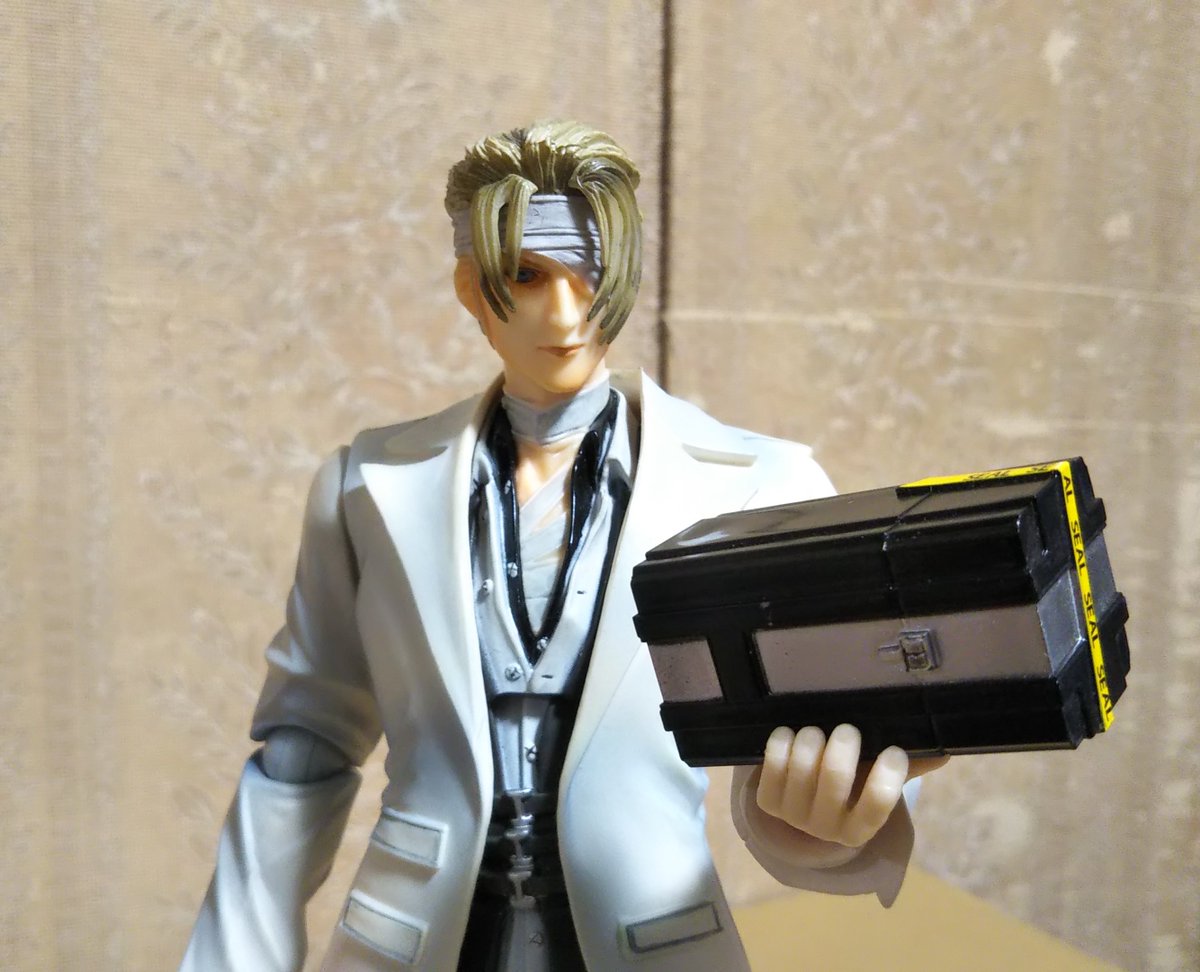 Deep Seeker בטוויטר Ff7リメイクということでルーファウス君 プレイアーツ改ってプレ値が酷い んで今買おうとすると値段がヤバい ティファとかバレットとか買っておけば良かった 小道具はジェノバboxと銃 カダージュがあれば 気づけよ 親不孝者 が出来たんだが