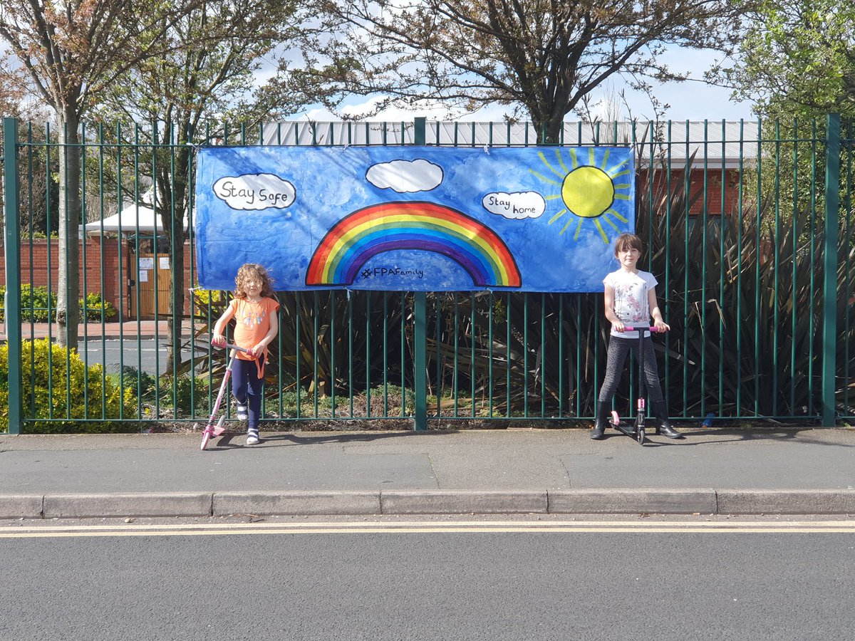ClaireWorton's tweet photo. @MissBushell3B @4Gfibbersley @FibParkAcademy look what Lucy and Sophie came across on our walk yesterday #fpafamily https://t.co/HgpzpY7Ibu