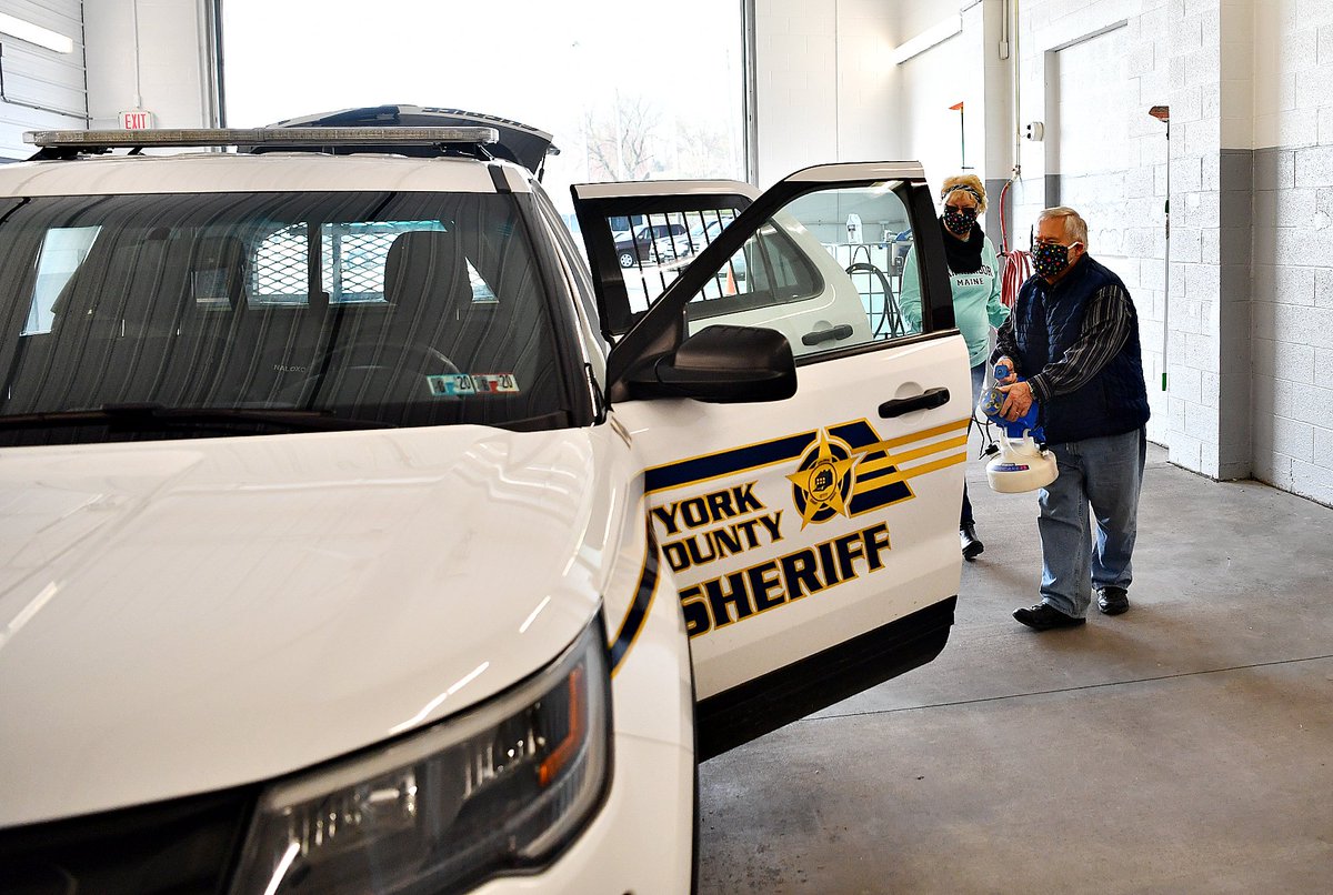 DispatchDawn's tweet photo. #VIDEO-->https://t.co/22e9q7vQtf<--See how #BaileyCoach is helping @yorkcountypa first responders during the #coronavirus #pandemic @YorkDispatch https://t.co/dkK3tTApo9