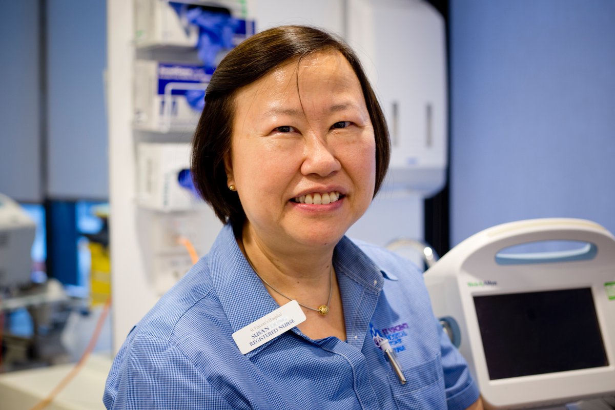 MaryLloyd4's tweet photo. This is Susan.

She is one of the few people I now have contact with. With great care, she collects blood from me before each treatment. Susan usually spends Easter with her family, but to protect me and other patients, she can't do that this year.

#coronavirusaus #EasterAtHome https://t.co/7SxOBtkbgE