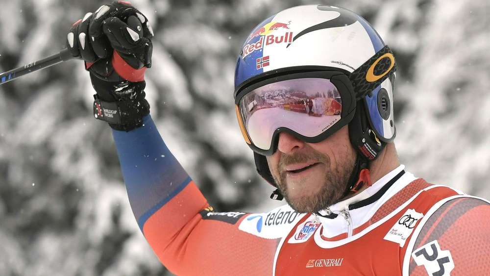 RuthHolmes2's tweet photo. The legend that is @akselsvindal won the #SuperG at #Kitz in 2018 ⛷️❤️🥰💖😍❤️😘💖💕😊🤗💪🤘 #Legend #GoAksel #SupermanSvindal https://t.co/wCdyaCpxQW