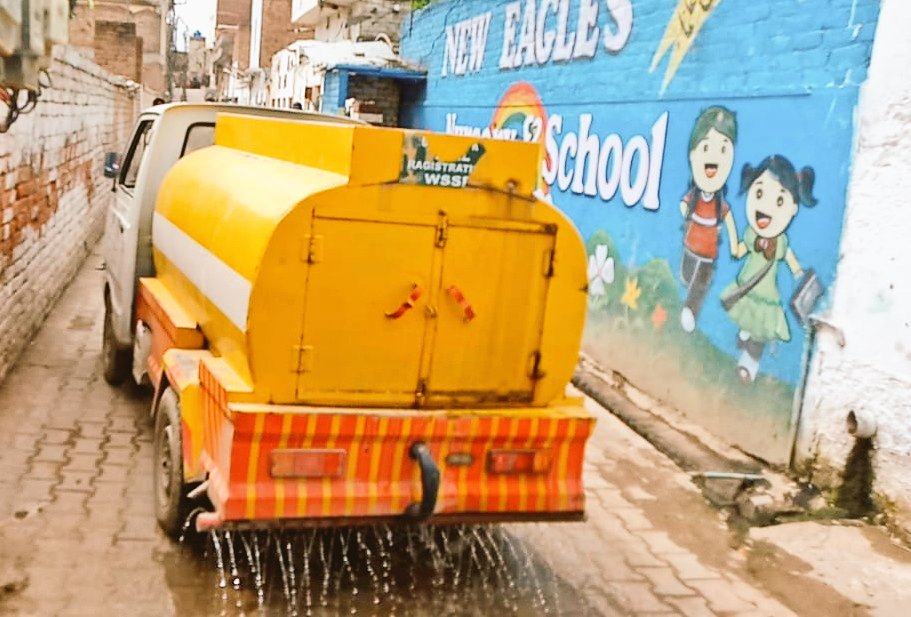 wsspofficial's tweet photo. Govt. Offices performing essential services, Public Places, Mosques, Streets, Roads are our priority to keep it disinfected & #CleanHealthier.
#StayAtHome #StayHomeSaveLives #supermoon https://t.co/s5excL3K4e