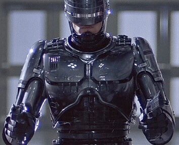 StephanieSermon's tweet photo. What were your thoughts on #RoboCable (from #RoboCop: #PrimeDirectives)?…👇🏻 https://t.co/y6XuOtcyIO