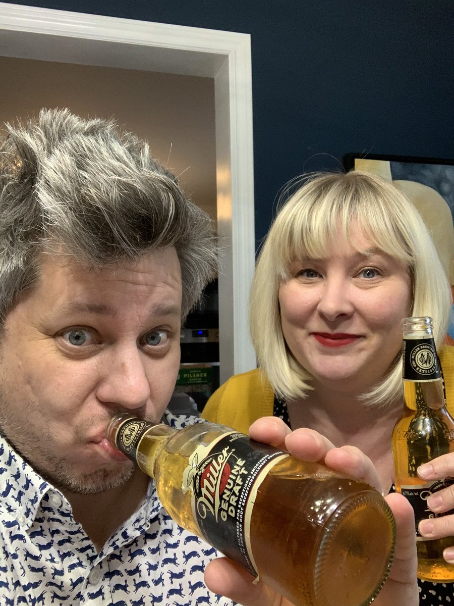 kirkbburgess's tweet photo. @Richard42385629 @__Ronin @tomflood1 We’re on a date!!
In our dining room.
(Waiting for our Skip order to arrive)
#VirtualPints #GotDressedUp
#QuaranDate https://t.co/L54Zc0SrSm