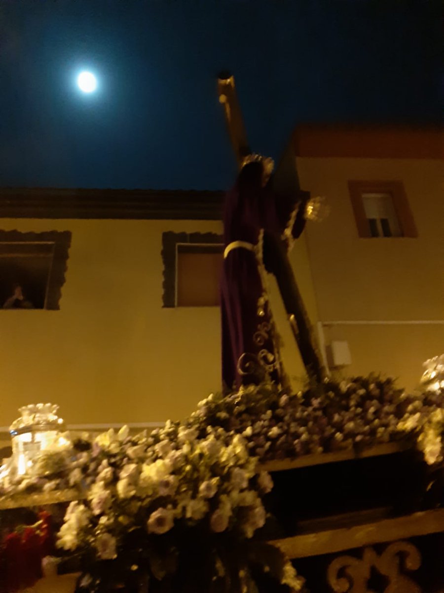 Estación de penitencia 2020
🕗00,51 horas.
📍AVENIDA CASA HERRERA
ESTAMOS EN NUESTRO BARRIO DE SAN JUAN, JESUS DE LA HUMILDAD POR SANTA RAMONA Y MARIA SANTISIMA DE LAS LÁGRIMAS POR SAN LUCAS, BARRIO ABARROTADO, LLEGA LA EMOCION
#SSMerida2020Virtual