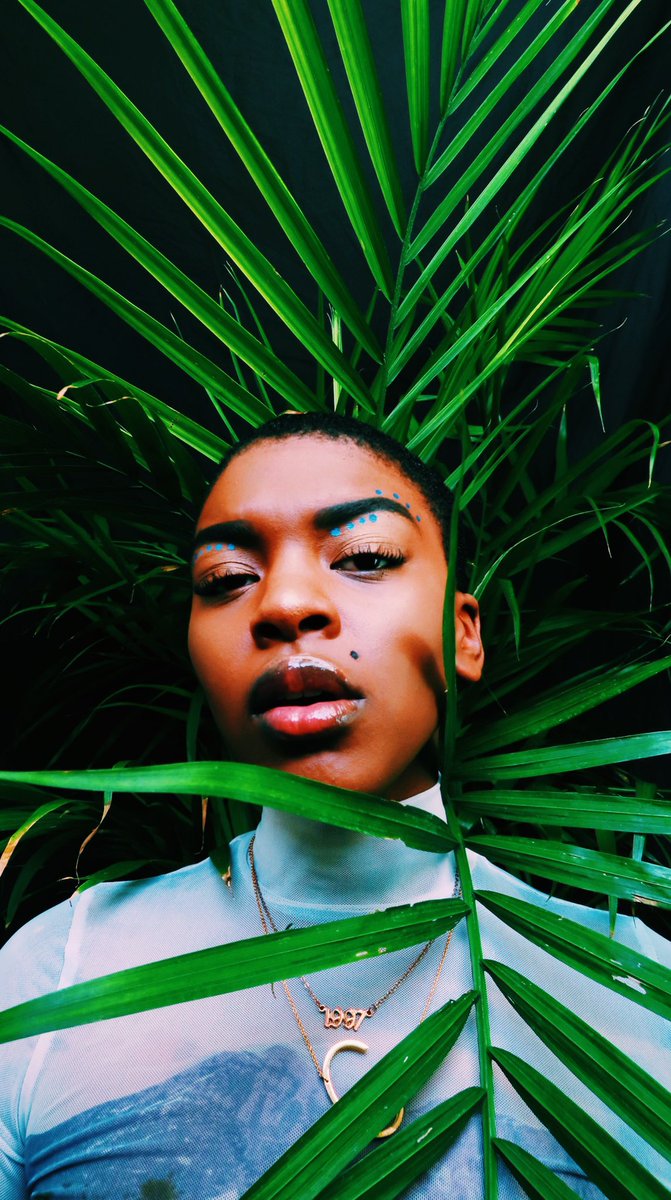 marielledandra's tweet photo. QUARANQUEEN 🌿👑 https://t.co/w80EXJNGUb