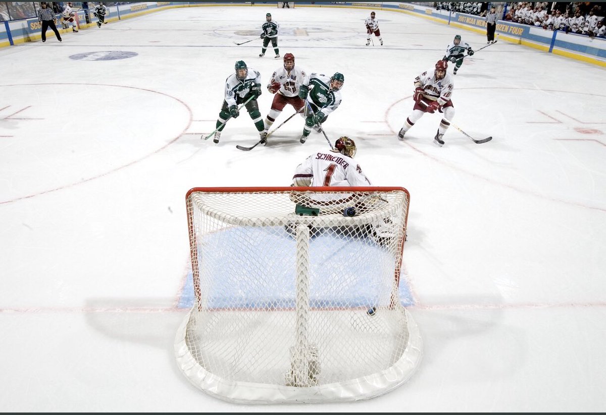 Tim_Kennedy13's tweet photo. Can’t believe it’s been 13 years since this moment. What a team, group of guys and characters! Go Green Go White! @MSU_Hockey
#GreenBombers #Getuponit https://t.co/BZPbHNTHVw