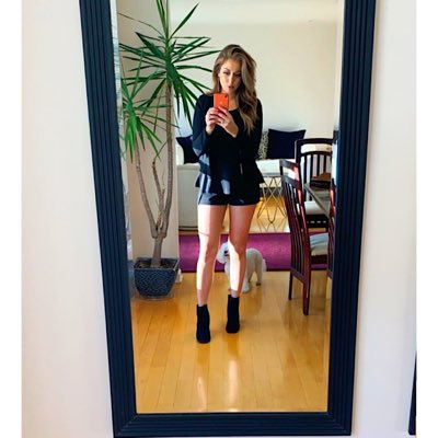 Lizzismalls's tweet photo. #NewProfilePic https://t.co/UDTKSLJVpT