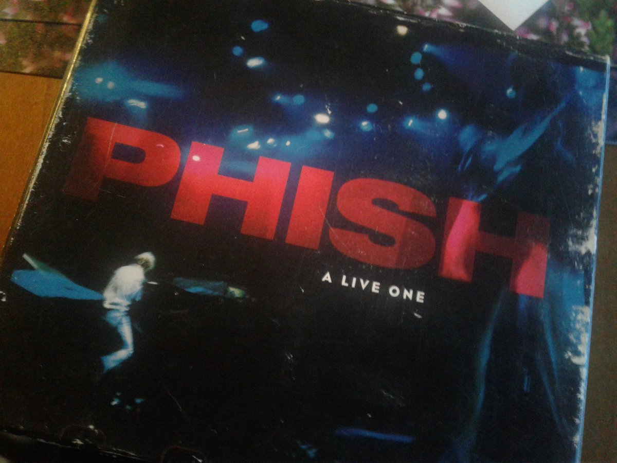 yoclyde's tweet photo. Found a long lost CD today
@phish #concertforone
GUMBO https://t.co/U8PCQvwsUF
