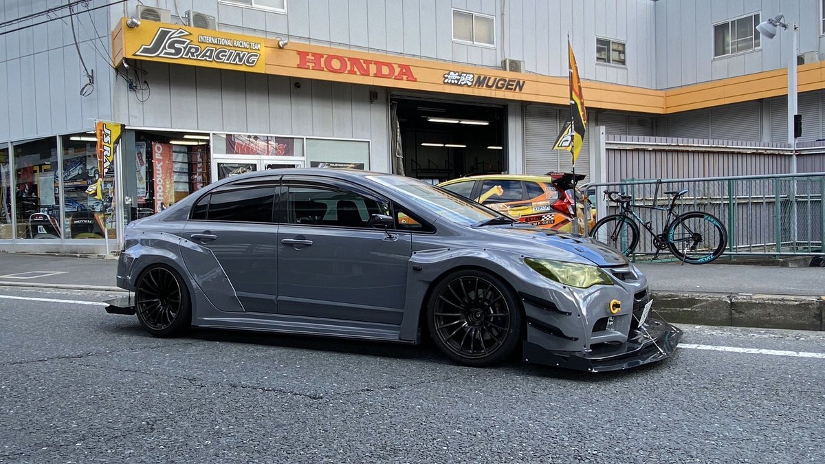 Streetcar_honda's tweet photo. #honda #civic #fd2 #fd2r #typer #mandmhonda #carbon #k20a #vtec #jdm #jdmjapan #jdmgram #kseries #kseriesonly #stance #wedswheels #wedssport #sr15r #madeinjapan #brembo #recaro #widebody #lowered #speedelement #hondanation #hondaracing #japan 
•
•
•
Cr. 🚘 : @M_MhondaR0211 https://t.co/jeekuxWwDD
