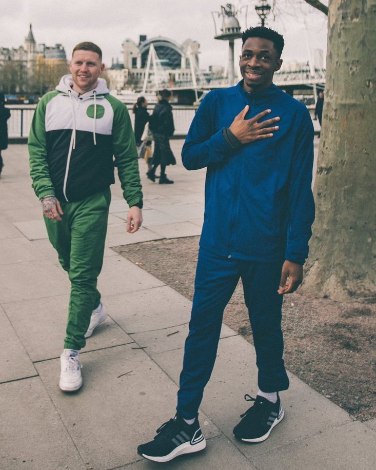 Behzinga's tweet photo. Happy Birthday to a king @Tobjizzle 👑 https://t.co/EjxBMVxASs