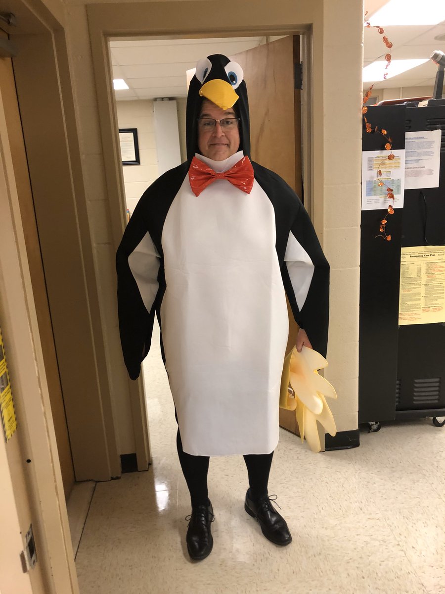 PESRobbins's tweet image. Happy Assistant Principal Week to the joke-telling @collinswj . It’s such a pleasure to work with a friend who is dedicated, has a great sense of humor and cares so greatly for students and families!