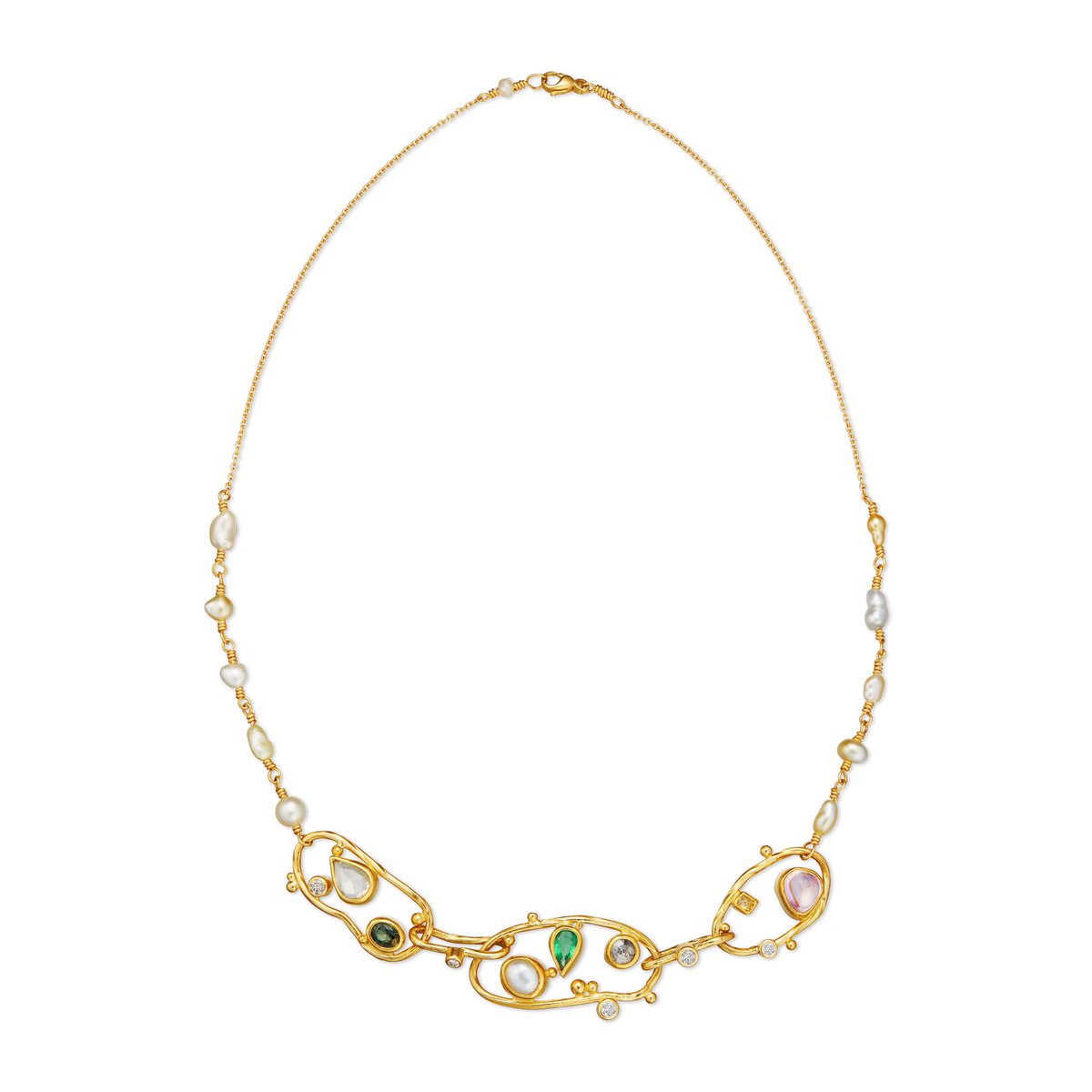 _DESIGNYARD's tweet photo. Well that is a necklace to take your mind off being safely cocooned at home! #bergsoe 😍 our website is functioning as normal with orders 🚚 ✈️ going out each day! So shop safely from home and we will get  that special piece to you! #artistsupportpledge #weareinthistogether https://t.co/KKOMTDFScJ