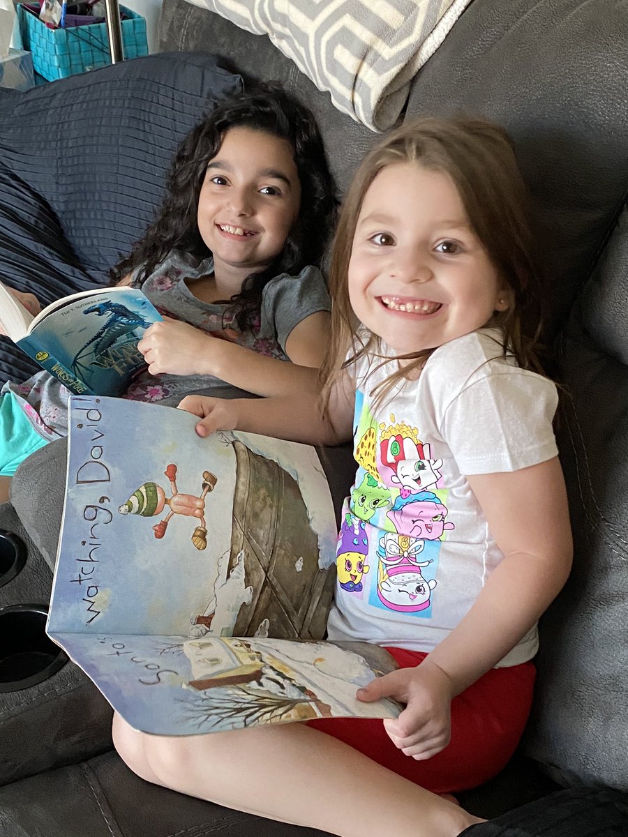 FR_Resource's tweet image. Mrs. Stimac’s daughters were happy to participate in Read A Book Day! @FRStuCouncil #FrVirtualSpiritWeek