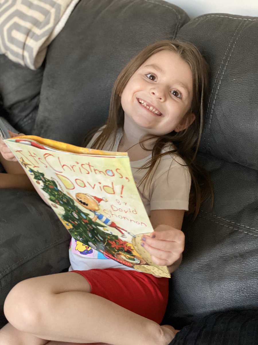 FR_Resource's tweet image. Mrs. Stimac’s daughters were happy to participate in Read A Book Day! @FRStuCouncil #FrVirtualSpiritWeek