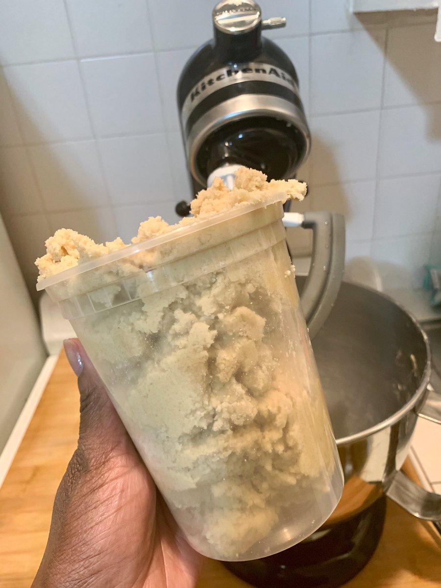 whipped up a batch of sugar cookie dough that seems promising because I had trouble not sitting down with a spoon and eating the whole batch raw before it even makes it into the oven  #humblebragdiet