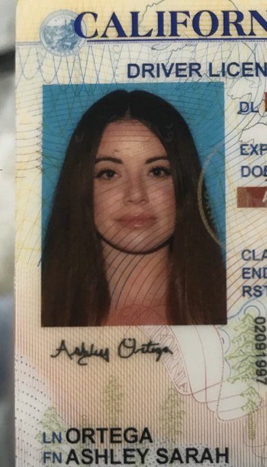 My license picture is decent ? https://t.co/Kt0AaJ8Hm0