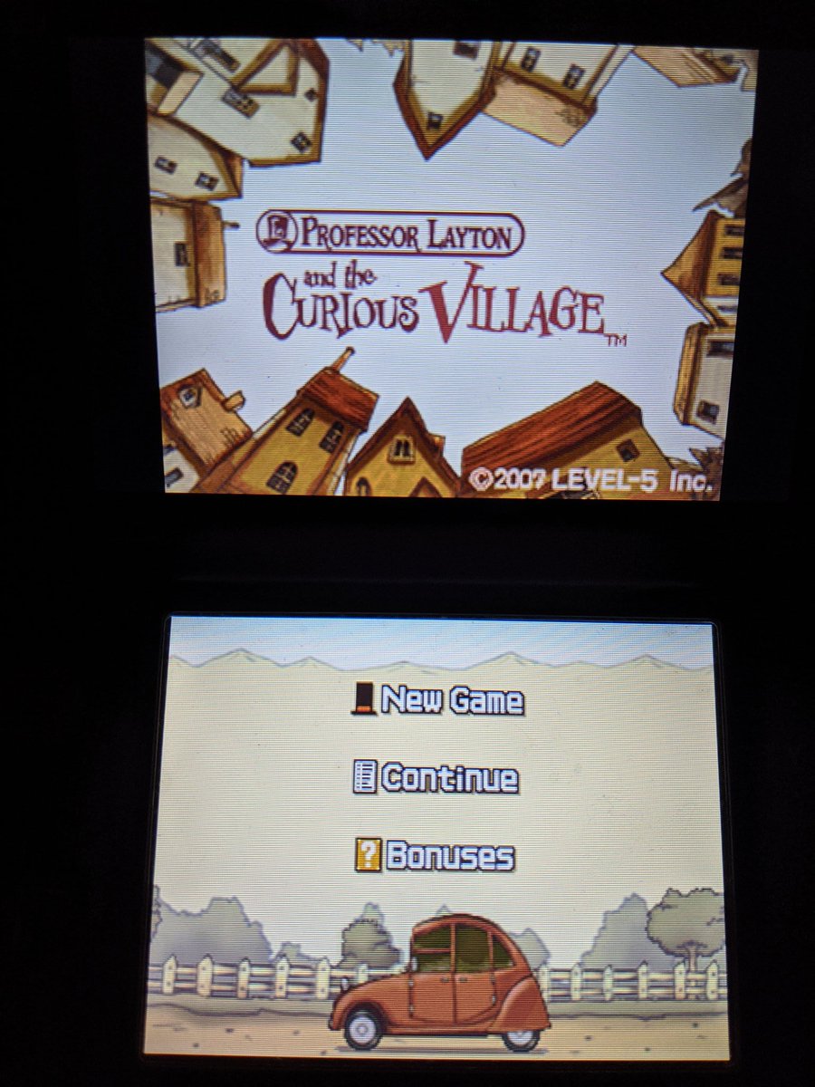 somehow it actually doesn't look that terrible in the photo but this is a DS game on a 3DS XL and it, uh... it sure has a resolution all right