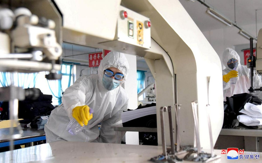 Reuters's tweet photo. North Korea testing, quarantining for COVID-19, still says no cases: WHO representative https://t.co/AtVdkmuFBg https://t.co/ljLzsaQjVF