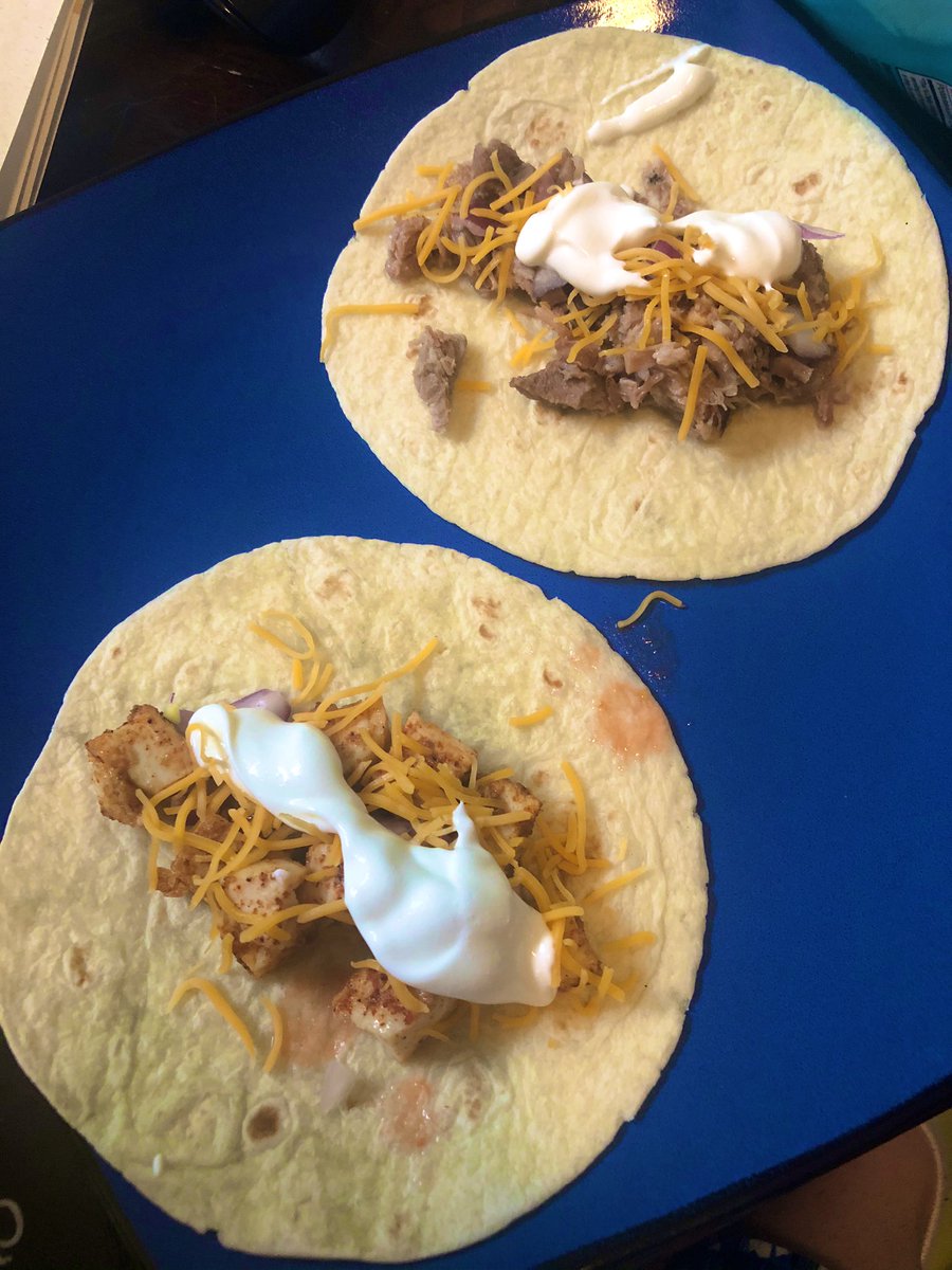 spencercollins_'s tweet image. Participating in ALL the hashtags tonight. 
#TacoTuesday #GreatAmericanTakeout #supportlocal