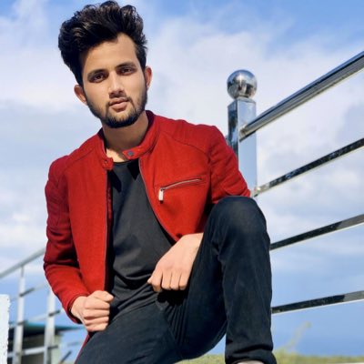 24ankk's tweet photo. #NewProfilePic https://t.co/NJxenTPIbE