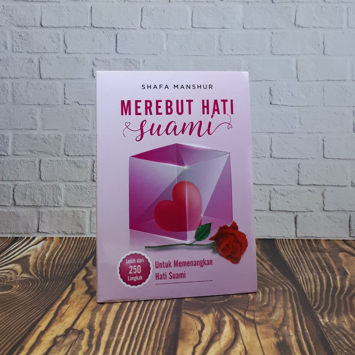 BookFadillah's tweet photo. [Tebar Ilmu Kebaikan]

"Ketika kau melakukan sesuatu yang mulia dan indah tapi tak seorang pun memperhatikan, jangan bersedih. Karena matahari pun tampil cantik setiap pagi meski sebagian besar penontonnya masih tidur."

John Lennon

https://t.co/n0768kS6Xx

#quotesfadillahbook https://t.co/IZgumdQNka