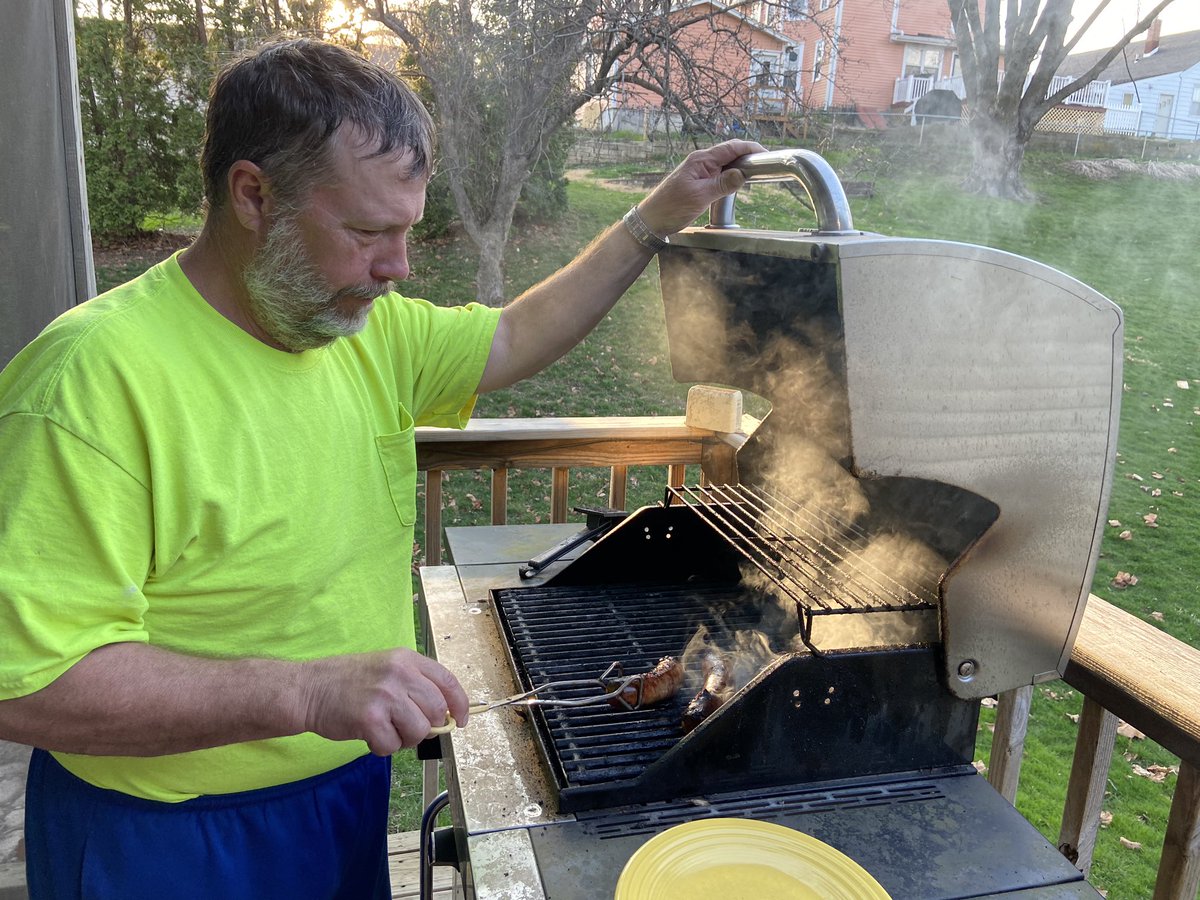soswaldwb's tweet photo. I’m the chef 90% of the time but tonight Mr. Oswald is grilling brats! @WbStudentGov #ESpiritweek https://t.co/o8ehk9JvhL