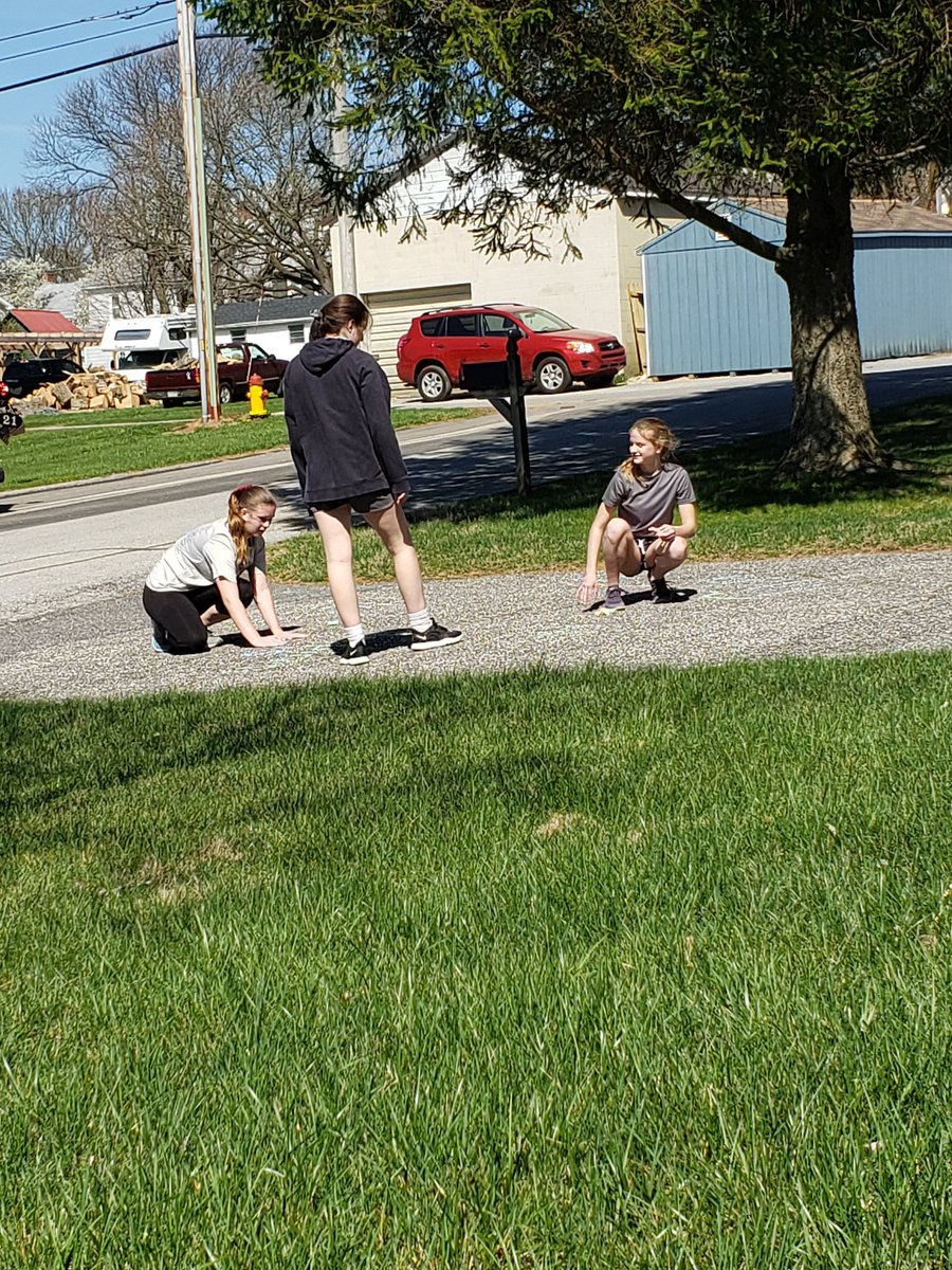 MrsMarhevkaHPE's tweet photo. Some SMS Warriors passing by offered to leave some positive messages in driveway! 😁 Missing these girls in classes! #SMSTogetherAtHome @WarriorsSMS https://t.co/cSjfqfCIcy