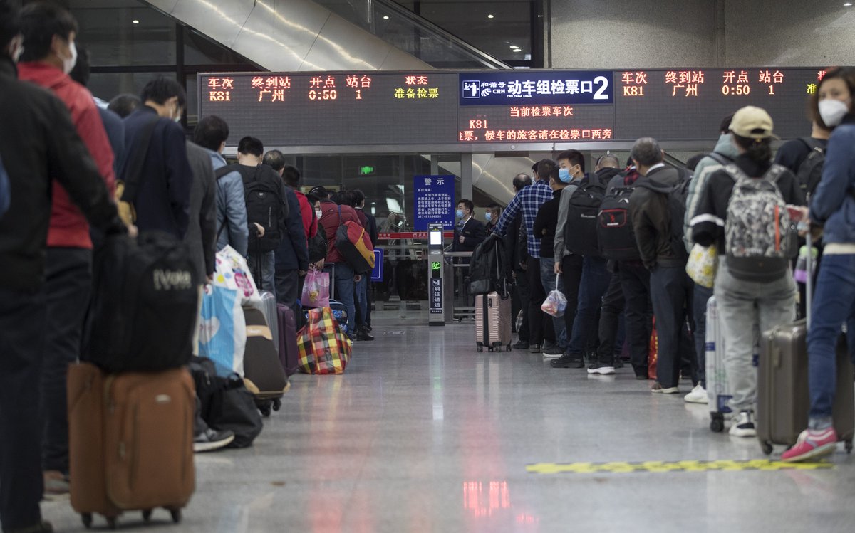 XHNews's tweet photo. Wuhan lifts 76-day lockdown https://t.co/1iYBYWuUwr https://t.co/7Qb9pAmJlt