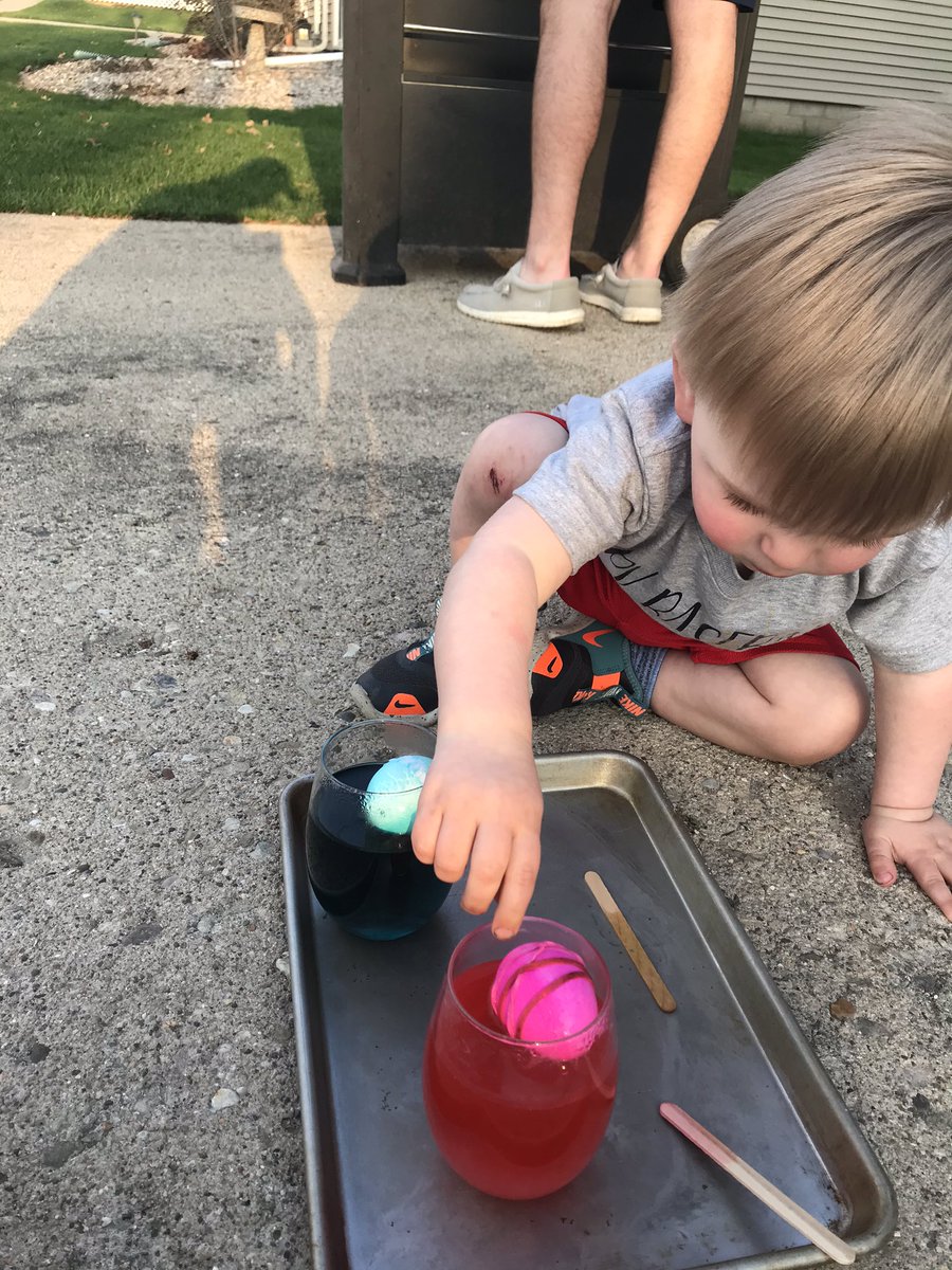cstecklein1's tweet photo. Dirtiest boy in the world coloring his Easter eggs while dad cooks us dinner on the grill. We played outside ALL day but finally found some time for #ArtDay for our #nslancers @NorthScottASES https://t.co/4aXkJJLvqZ