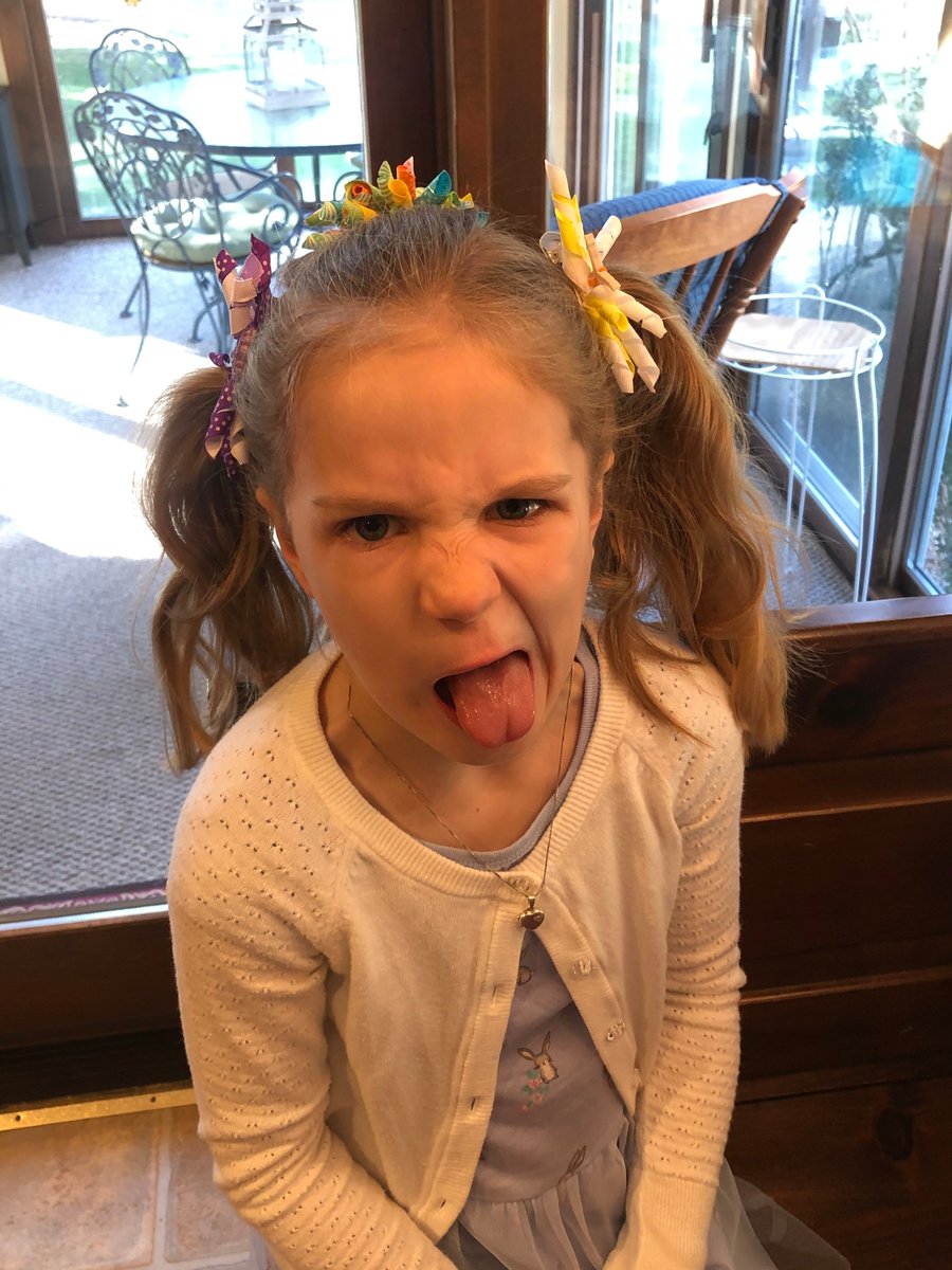 HollisPrimary's tweet photo. Can't get enough crazy hair! #SAU41SpiritWeek https://t.co/jQzuzT7Cr2
