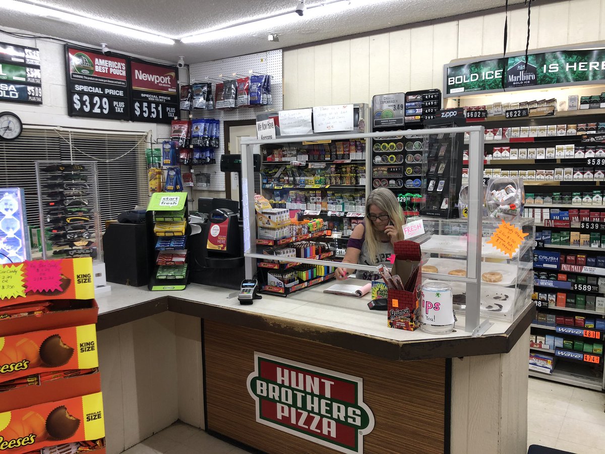 kyglazier's tweet photo. Extra innings again tonight !! The fight against #COVID19 continues on! 3 more stores are now protecting their staff with custom #CounterScreens by Glass Contractors of Ky! Making our Governor @GovAndyBeshear proud! https://t.co/lUdqwUEyOW