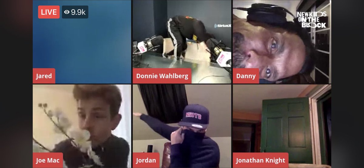 llcway's tweet image. .@NKOTB @jordanknight @DonnieWahlberg @JonathanRKnight @dannywood @joeymcintyre doing their Click Click Click #PoseOff #NKOTBLive