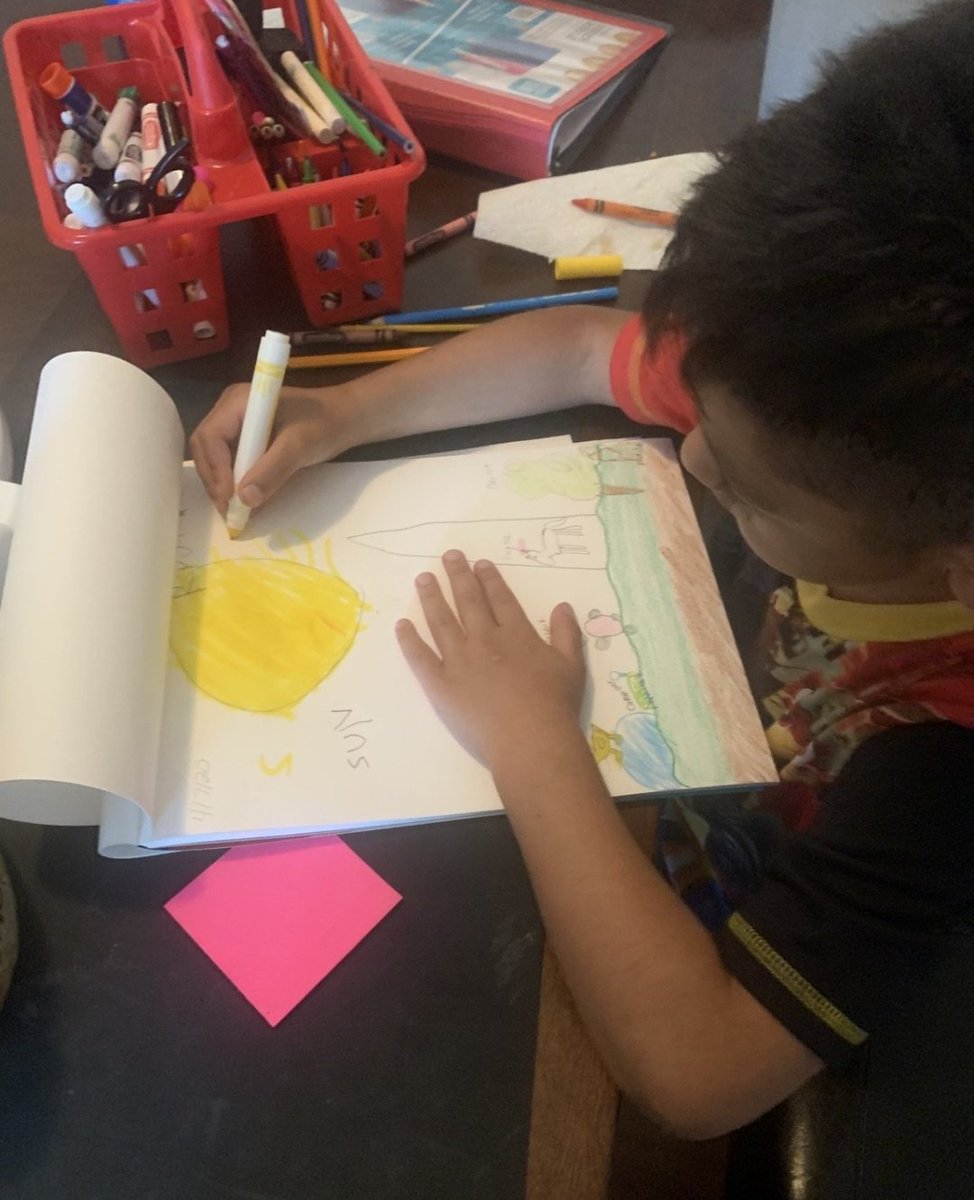IBugarini_TDS's tweet photo. I love getting pictures form my kiddos doing their activities from home ❤️💯👌 #THEDistrictAtHome #VirtualLearning #ThisIsPrek #Sundancers @TierraDelSol_ES @RebecaParada_ https://t.co/zb7CeflSKc