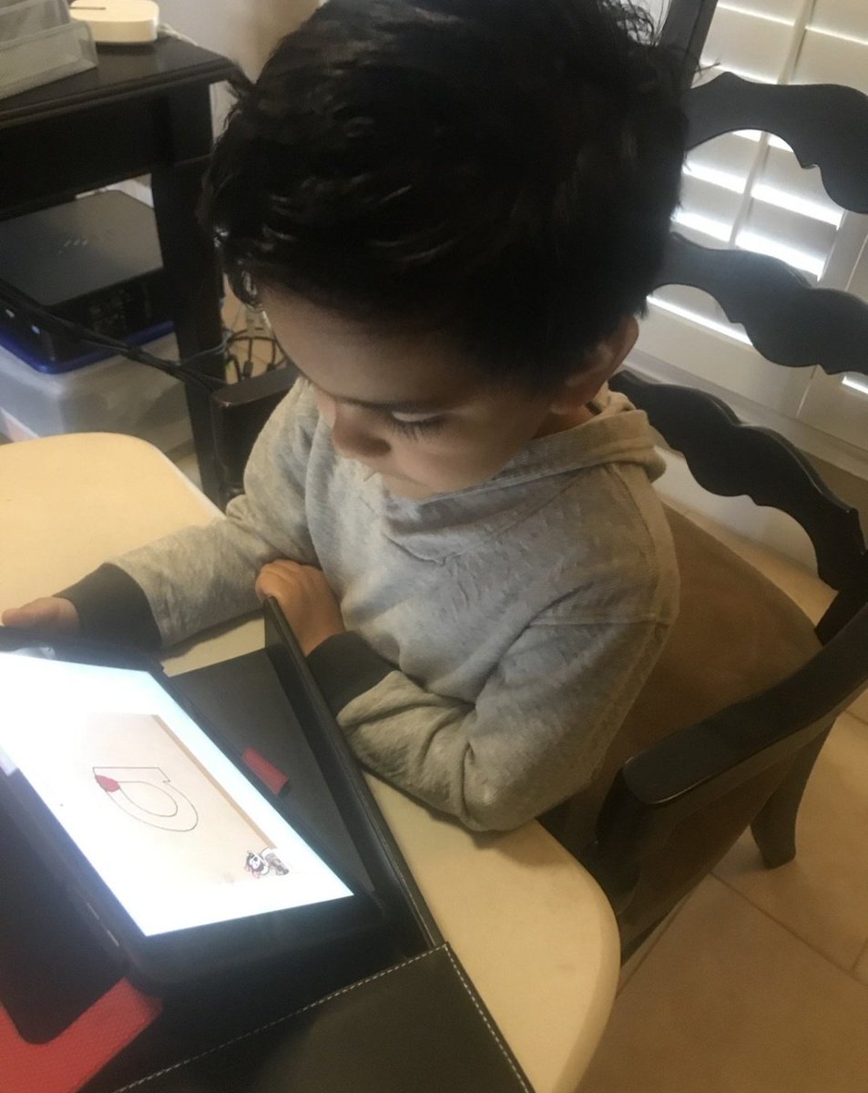 IBugarini_TDS's tweet photo. I love getting pictures form my kiddos doing their activities from home ❤️💯👌 #THEDistrictAtHome #VirtualLearning #ThisIsPrek #Sundancers @TierraDelSol_ES @RebecaParada_ https://t.co/zb7CeflSKc