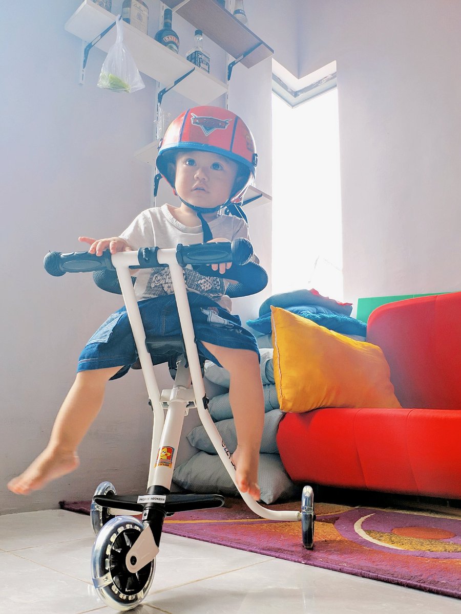 ElZioDamario's tweet photo. Introducing, my name is -Zio..
.
.
#bayisehat #bayilucu #adekbayi #malanghits #action #little #lakilaki #kids #boy #fun #smile #cry #stayhome #dirumahaja #sakkarepku https://t.co/XEKDb9mY7v