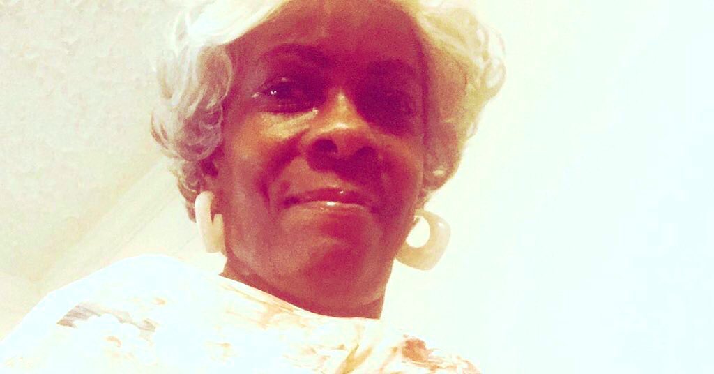 QueenAnnComedy's tweet photo. GOD who gets to decide Deaths for Blacks and the Brown I know both like to eat too much Chicken and Rely on too much Assistance. Korona Quarantine make Strong don’t even mention with lack of attention. Karma got your name this is Ugly insane. My Big Fat Ass🦷👅@QUEENANNENERGY https://t.co/UT5bq1fNgY