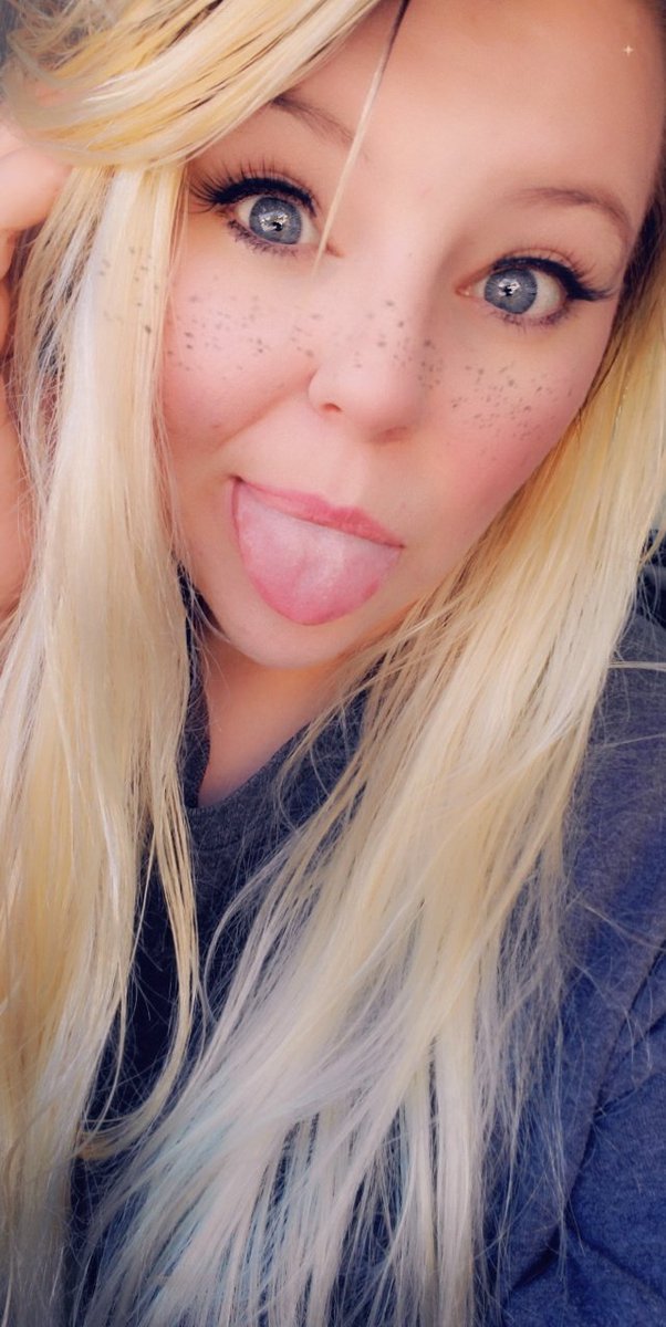 _skysohigh_'s tweet photo. "I'M NOT LIKE EVERY GIRL, I'M SO QUIRKY LOL" ....

https://t.co/KXHfsdODAR
#onlyfansbabe #onlyfansleak #onlyfanslink Barbie #untilltomorrow https://t.co/RlxUzS3Q68