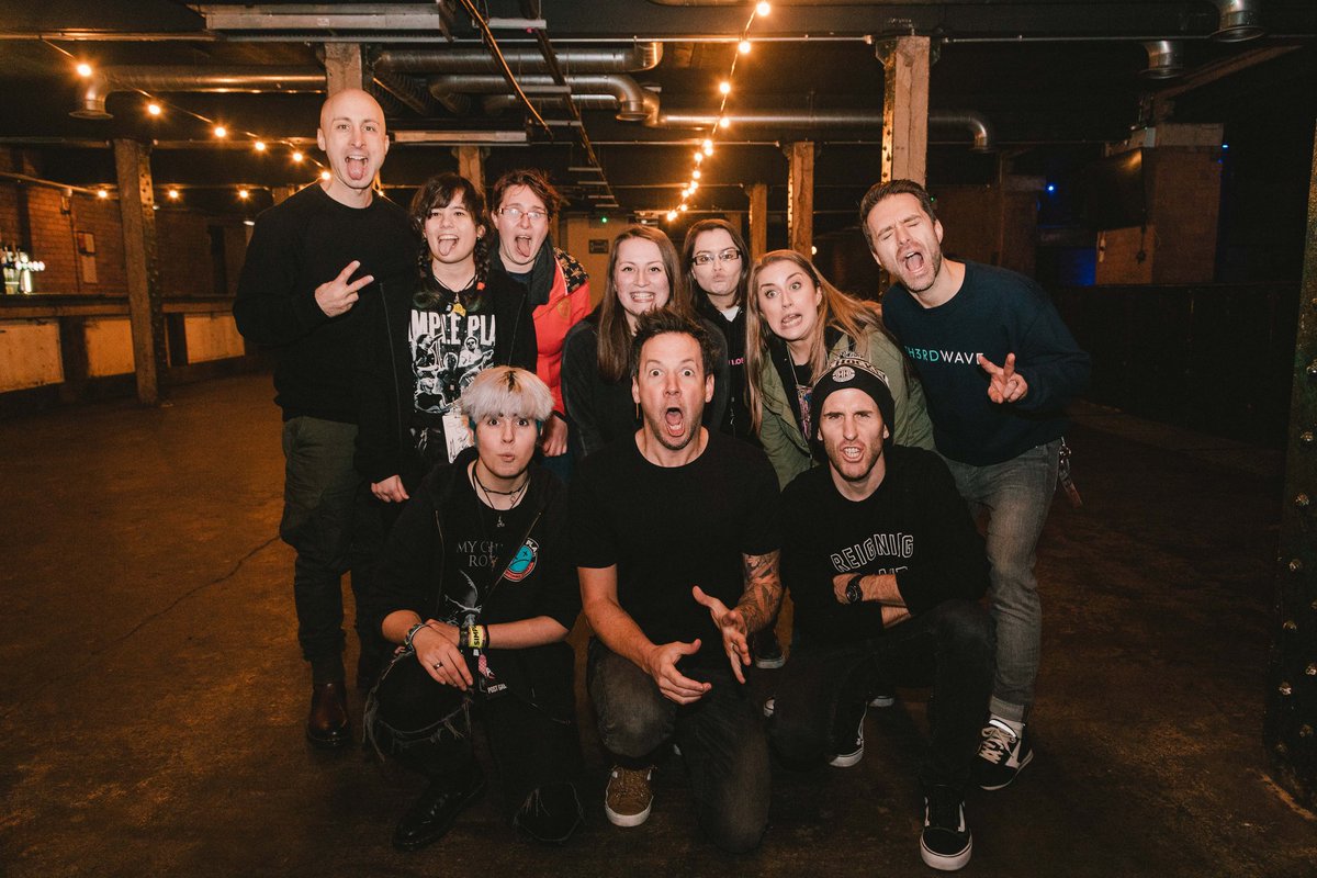 beforethedawwn's tweet photo. Getting these hella cheered me up during this crappy time. It was frickin awesome meeting you guys. #TeamSPPreGame https://t.co/R5mp3nlTzs