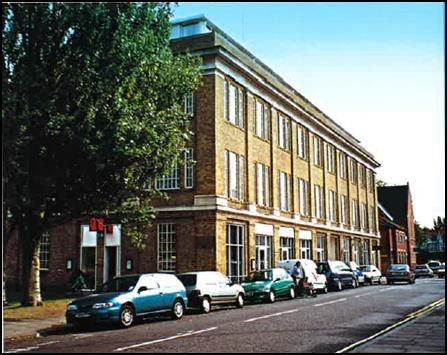 MichaelRLlp's tweet photo. Unique office suite available in the heart of Barnes Village close to Barnes Pond former Edwardian postal sorting office.

Contact us for more information.
#barnes #office #officesuite #UKproperty #commercialrealestate #commercialleasingagent #commerciallease #postalsortingoffice https://t.co/2BrTpwS002