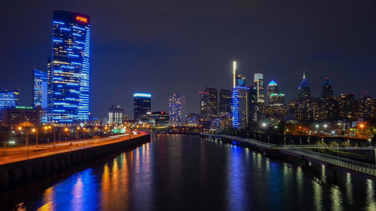 discoverPHL tweet media