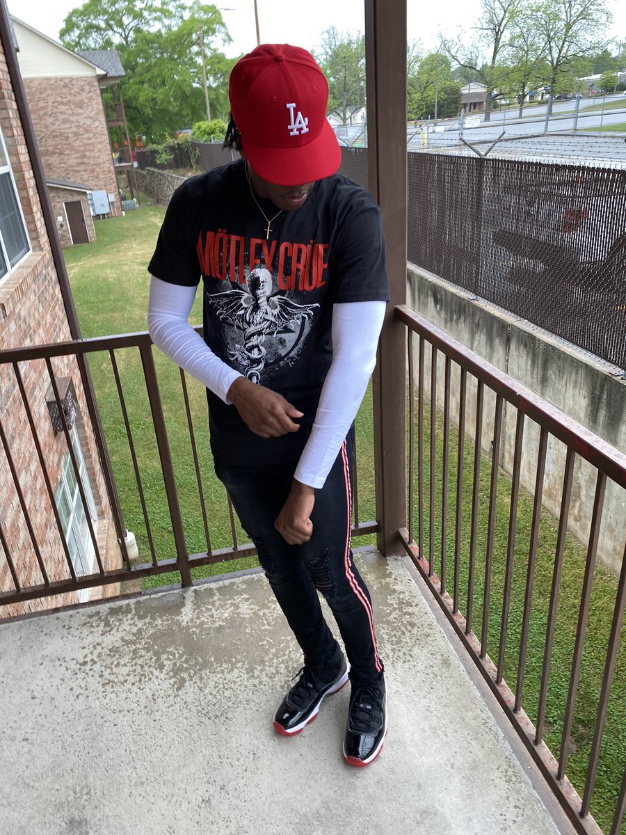 xaiyhir's tweet photo. 20 years in, not lettin up .. #DubClub🩸 https://t.co/KuGlAVhv70