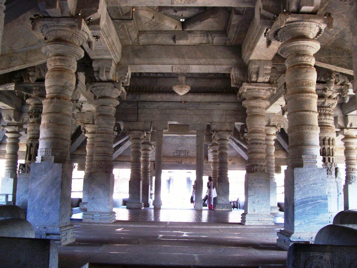 Day 13: Saavira Kambada TempleMoodabidri KA1430CEJain Basadi built by Devaraya during the Vijayanagara dynastyNoted for its 1000 pillars