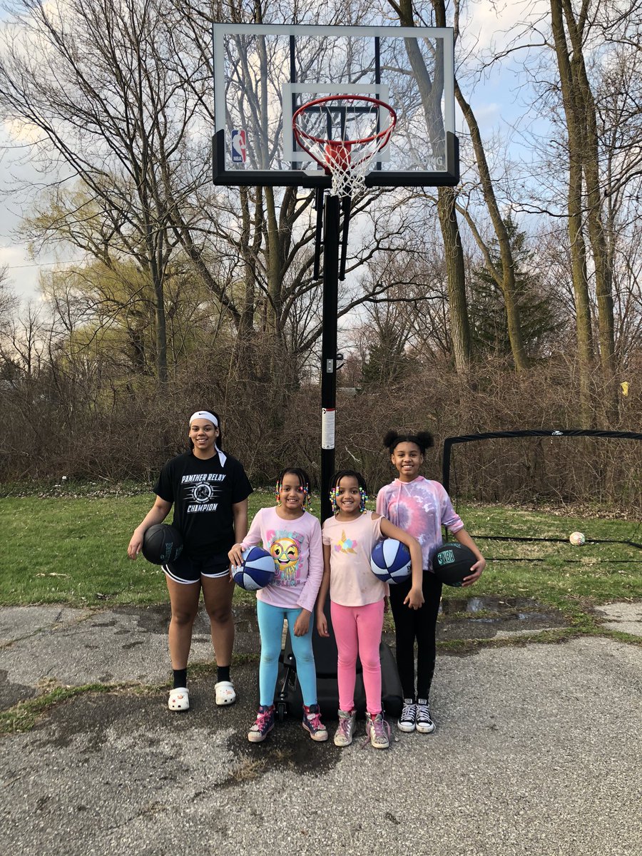 Sports_mom20's tweet photo. When your vacation gets cancelled you do the next BEST thing with some of the money you have been saving. You buy a BASKETBALL RIM π #noexcuses #backyardbball https://t.co/wzTEt3RRX1