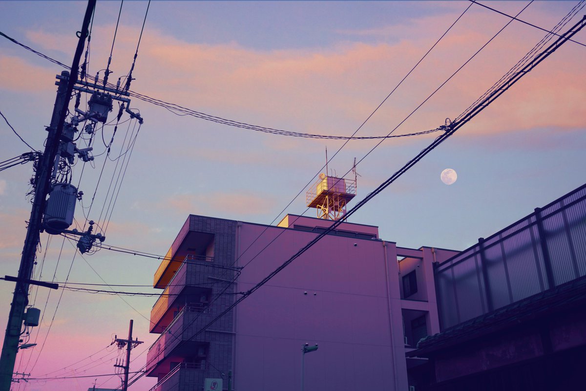 Owakita_'s tweet image. Super Moon in Kyoto last Night 🌕